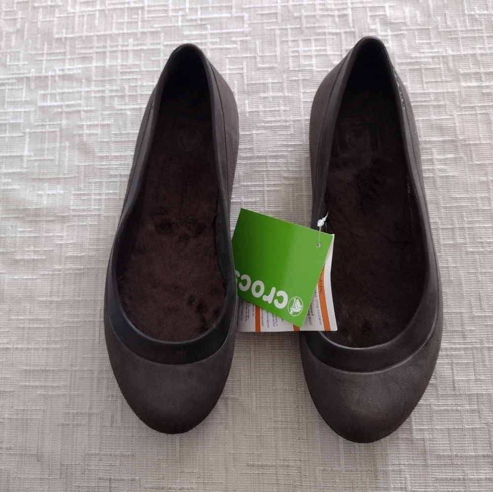 Crocs Womens Mammoth Ballet Flat Shoes Brown Faux Fur Lined Round Toe Slipons 8
